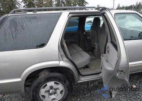 2004 Chevrolet Blazer Ls from USA, damaged, VIN 1GNDT13XX4K139853